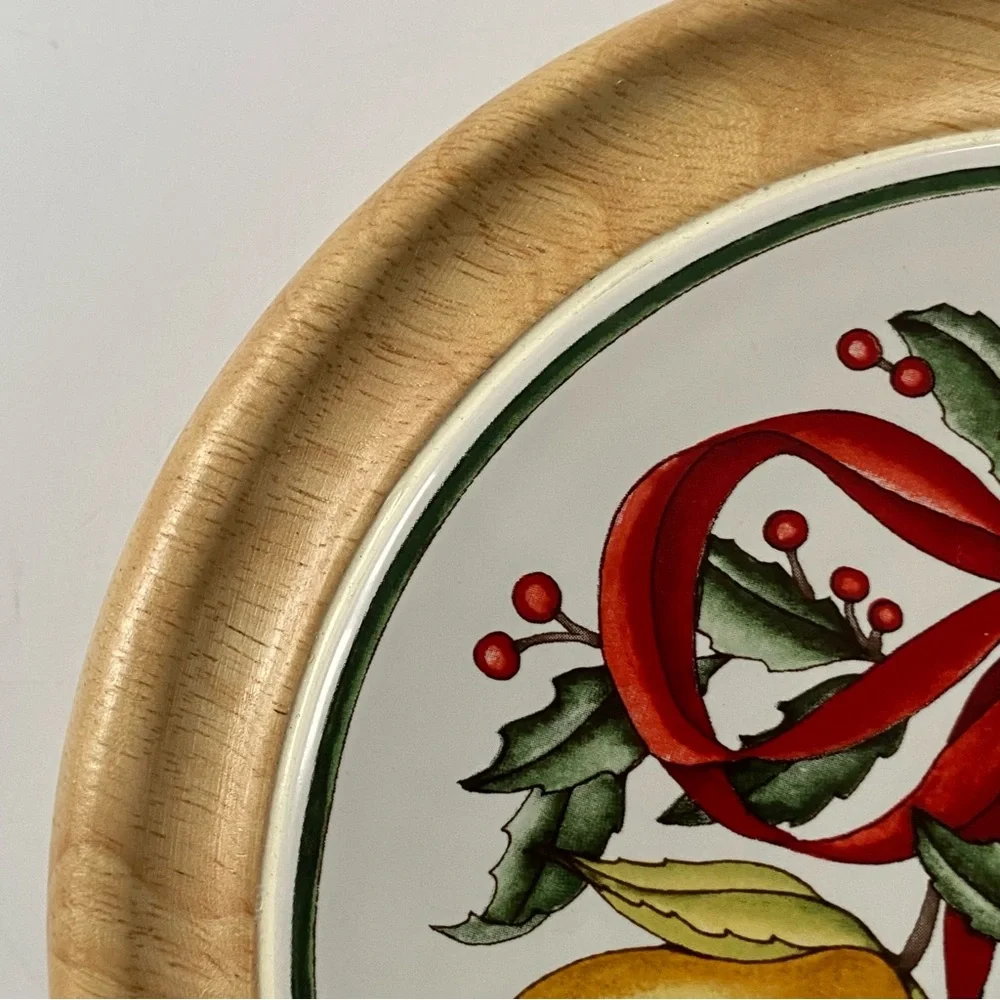Dansk Wood & Tile Trivet Holiday Harvest Fruits Red Bow 7.5” EUC Round Christmas